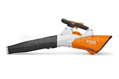 Soffiatore a batteria professionale Stihl BGA 200 per giardinaggio e cura del verde a Torino