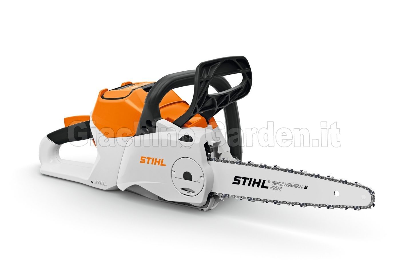 Vista prospettica motosega a batteria STIHL MSA 200 C-B con impugnatura anteriore e barra di taglio