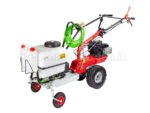 Motocoltivatore Eurosystems P70 EVO con accessorio Eco Sprayer botte da irrorazione con serbatoio bianco e tubo verde avvolto